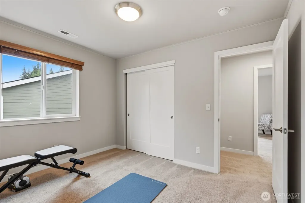 19217 8th Avenue W Lynnwood WA 98036