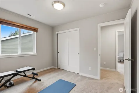 19217 8th Avenue W Lynnwood WA 98036