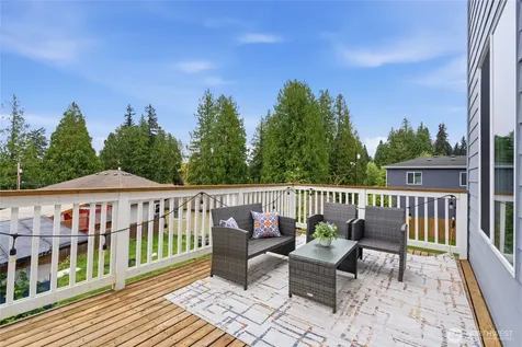 19217 8th Avenue W Lynnwood WA 98036