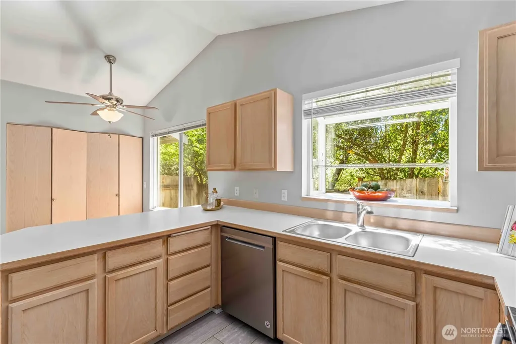 6308 Greengate Place SE Port Orchard WA 98367