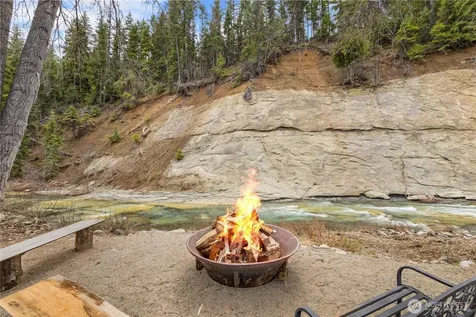 4010 Teanaway Middle Fork Road Cle Elum WA 98922