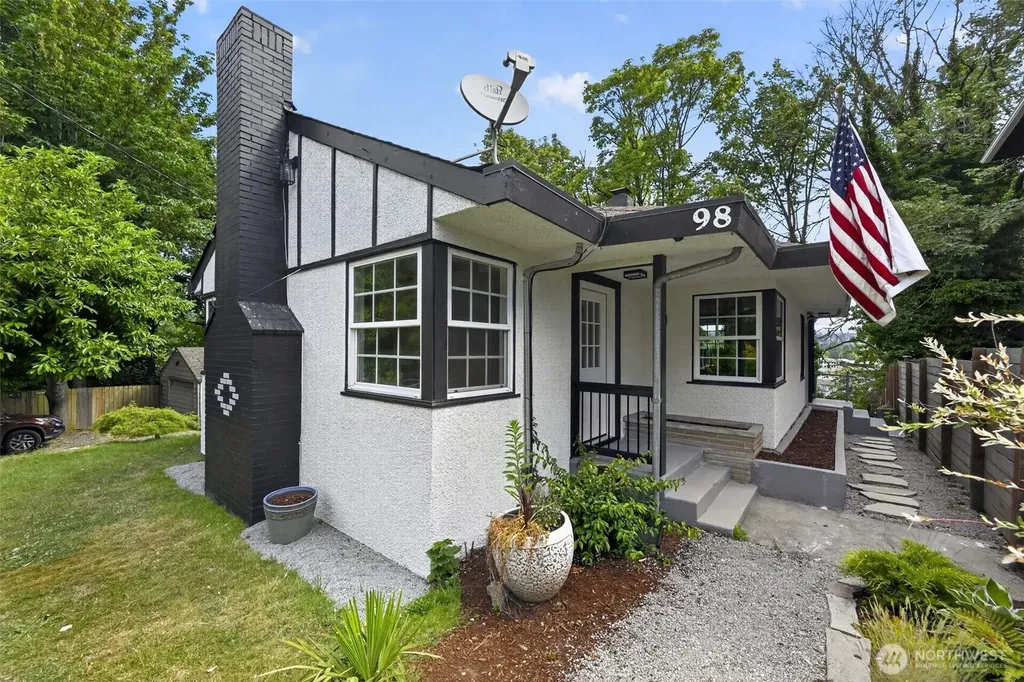 98 Hardie Avenue SW Renton WA 98057