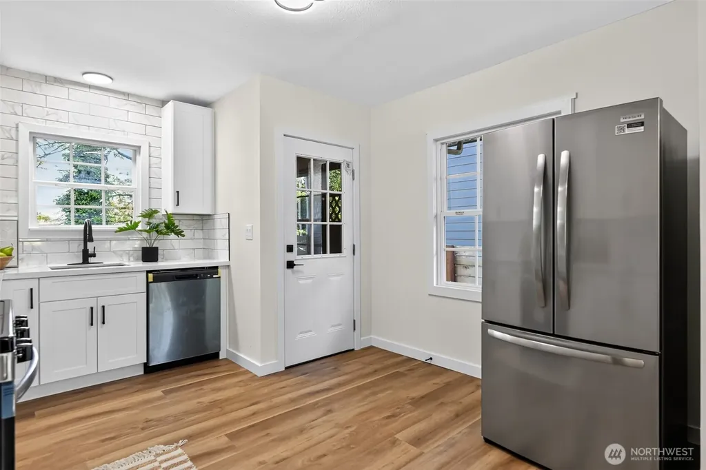 98 Hardie Avenue SW Renton WA 98057