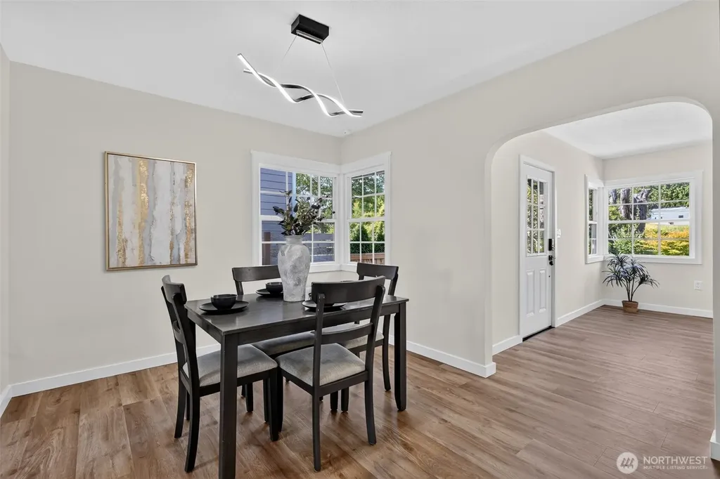 98 Hardie Avenue SW Renton WA 98057