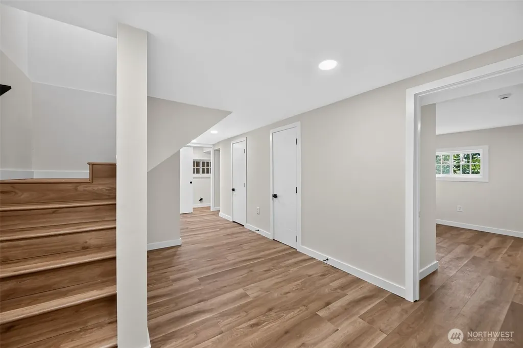 98 Hardie Avenue SW Renton WA 98057