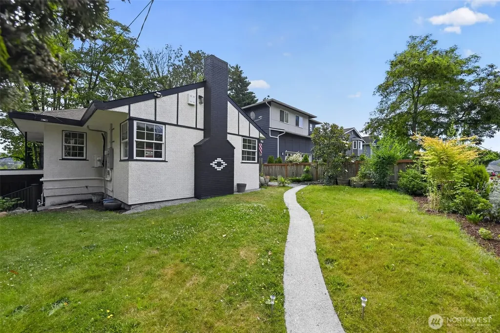 98 Hardie Avenue SW Renton WA 98057