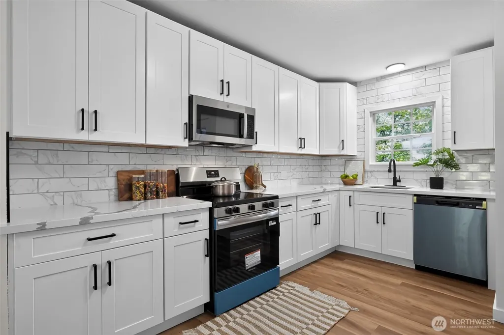 98 Hardie Avenue SW Renton WA 98057