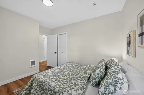 98 Hardie Avenue SW Renton WA 98057