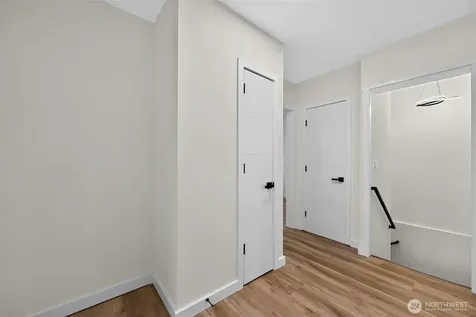 98 Hardie Avenue SW Renton WA 98057