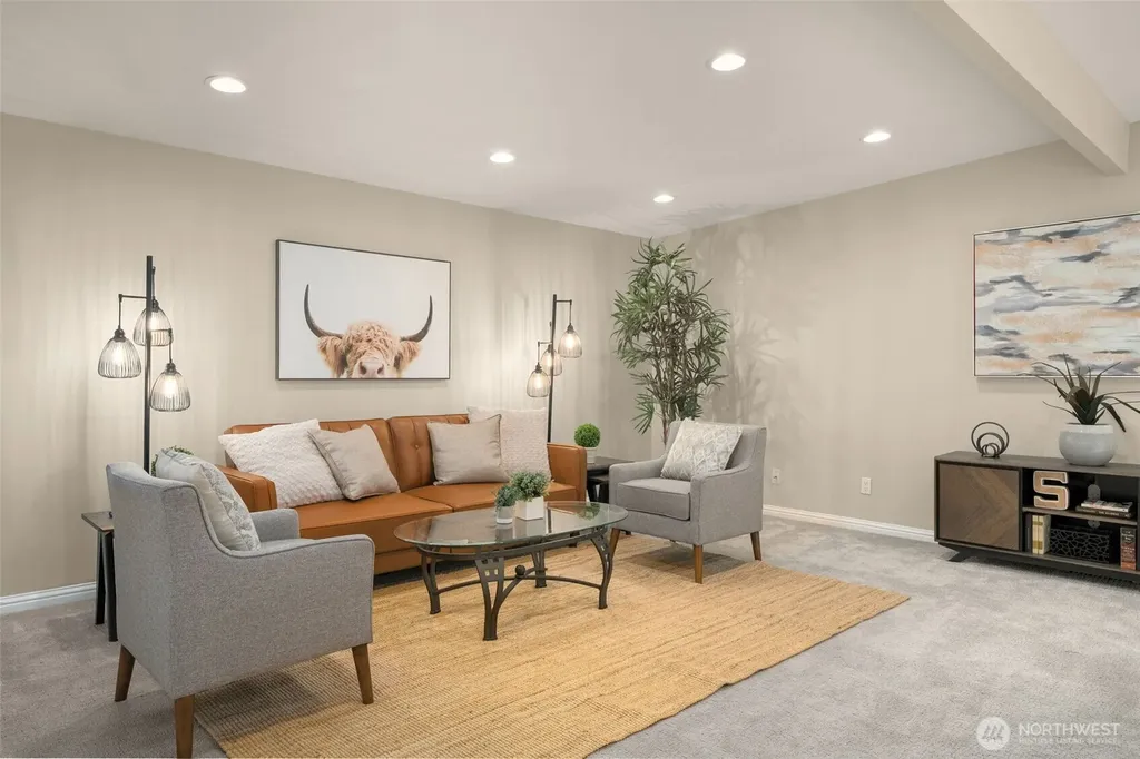 334 157th Avenue NE Bellevue WA 98008