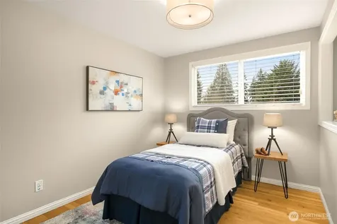 334 157th Avenue NE Bellevue WA 98008