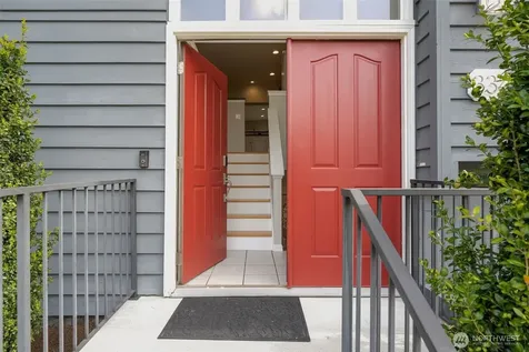 334 157th Avenue NE Bellevue WA 98008