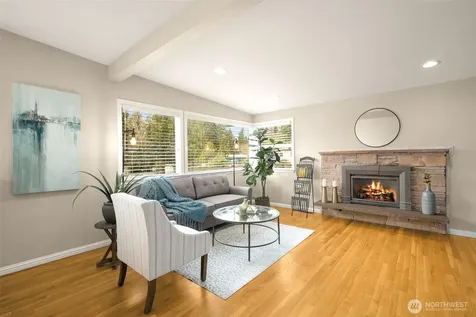 334 157th Avenue NE Bellevue WA 98008