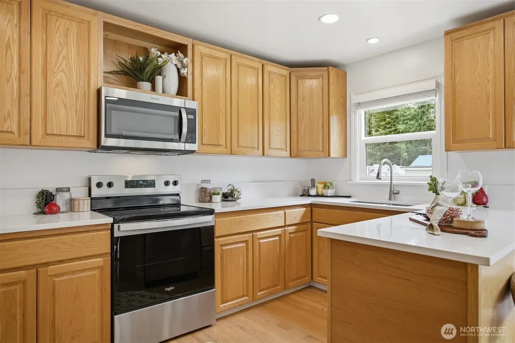10531 Sterling Road Sedro Woolley WA 98284