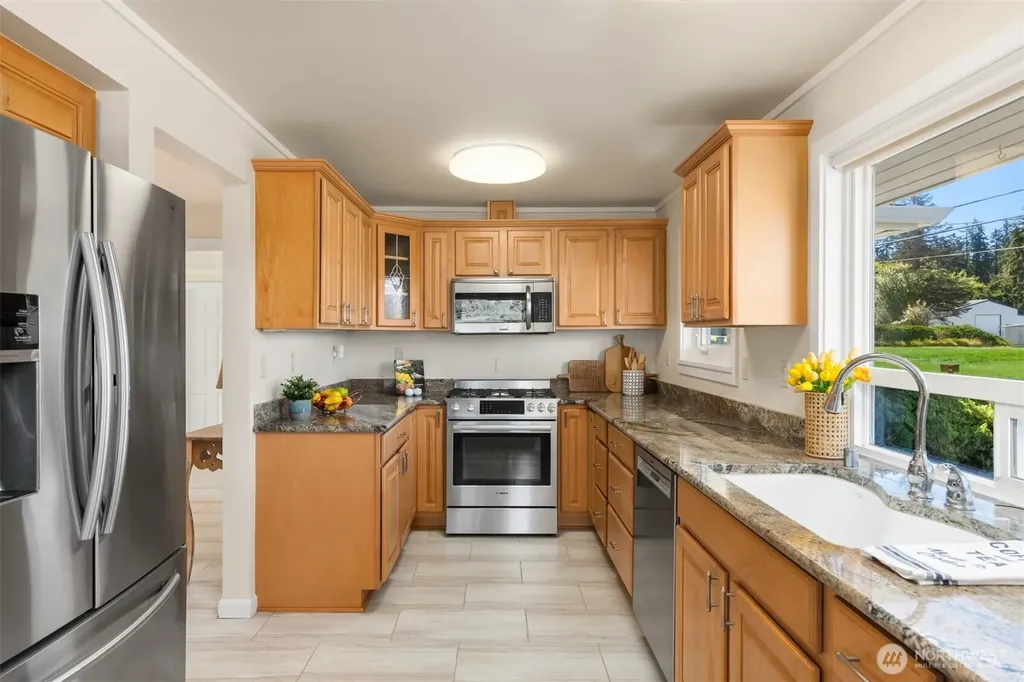 18420 Torgeson Avenue NE Poulsbo WA 98370