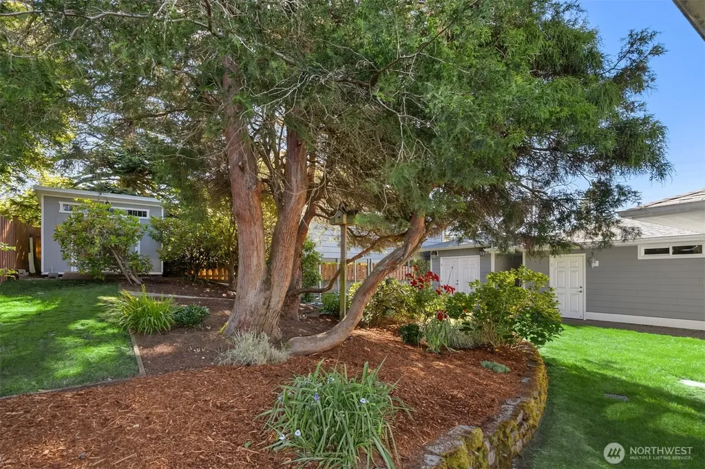 18420 Torgeson Avenue NE Poulsbo WA 98370