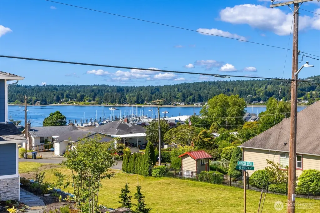 18420 Torgeson Avenue NE Poulsbo WA 98370