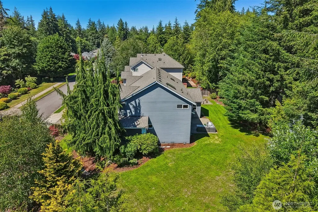 7333 N Creek Loop Gig Harbor WA 98335