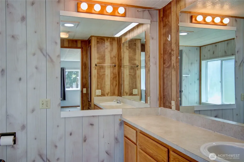820 Fruitdale Road Sedro Woolley WA 98284