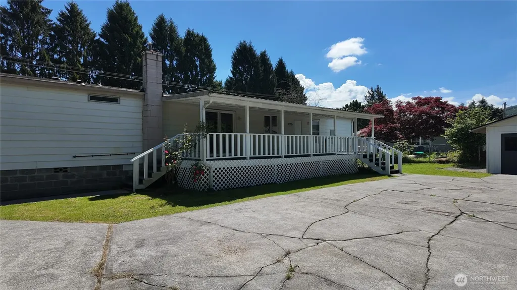 820 Fruitdale Road Sedro Woolley WA 98284