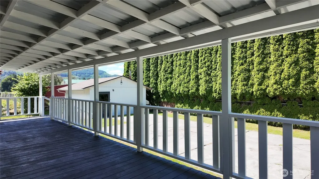 820 Fruitdale Road Sedro Woolley WA 98284