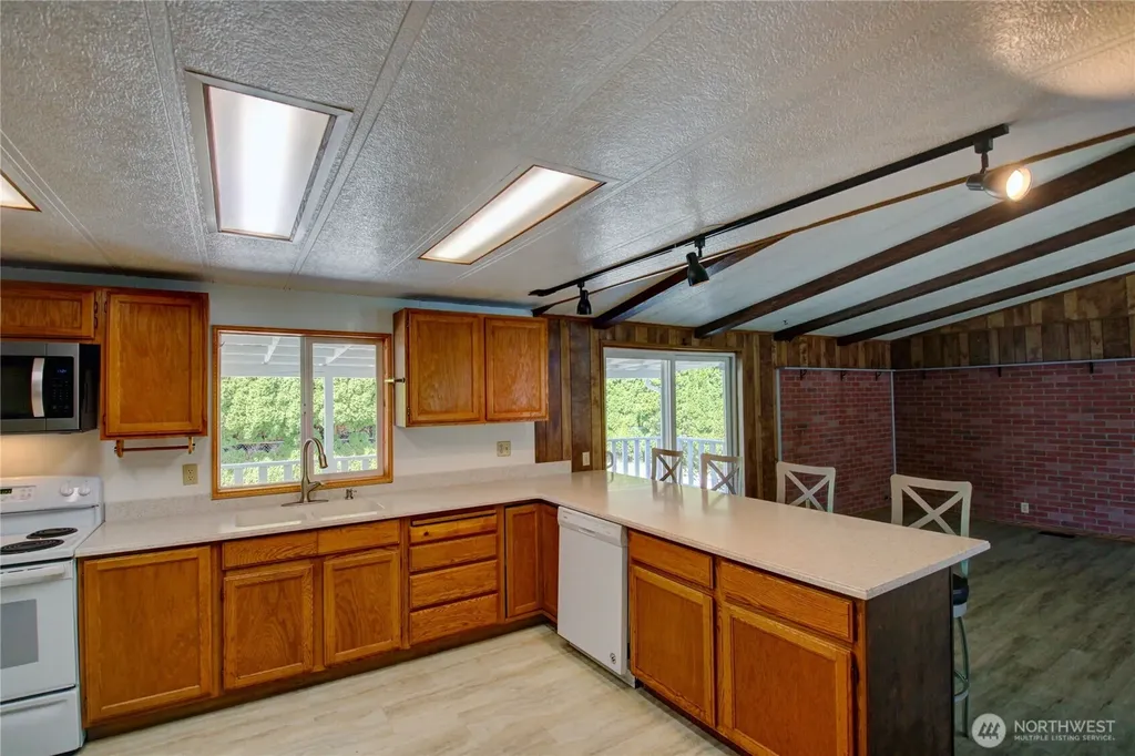 820 Fruitdale Road Sedro Woolley WA 98284