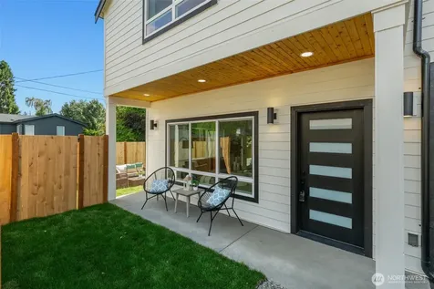 10053 8th Avenue NW Seattle WA 98177