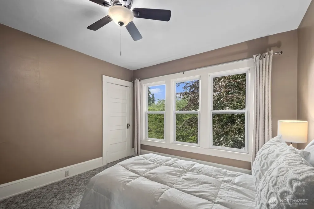 732 S Summit Avenue Bremerton WA 98312