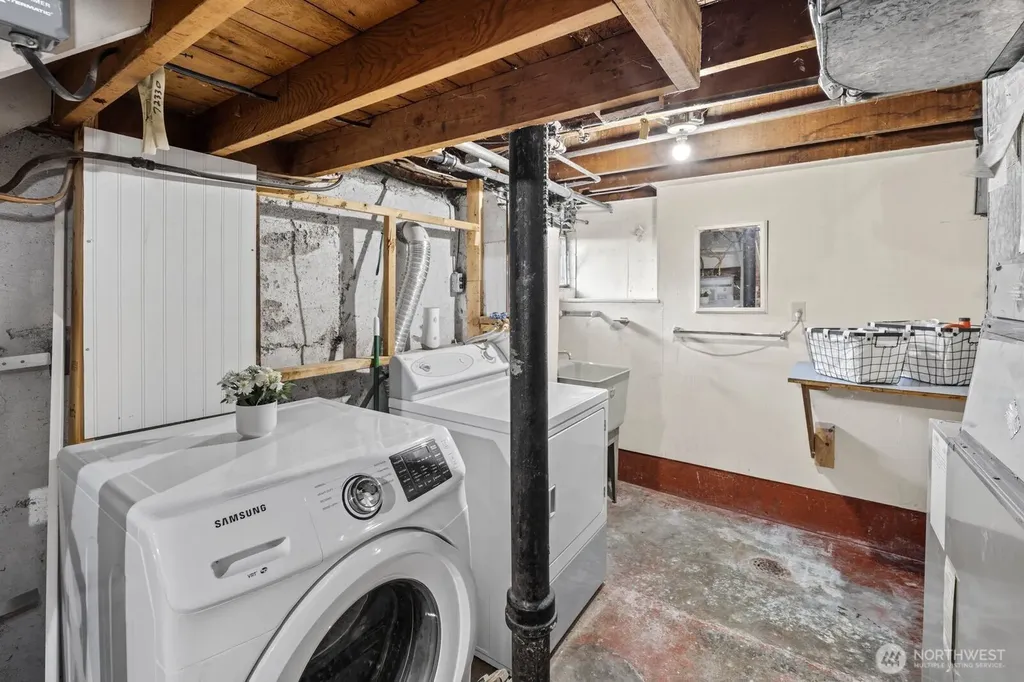 732 S Summit Avenue Bremerton WA 98312