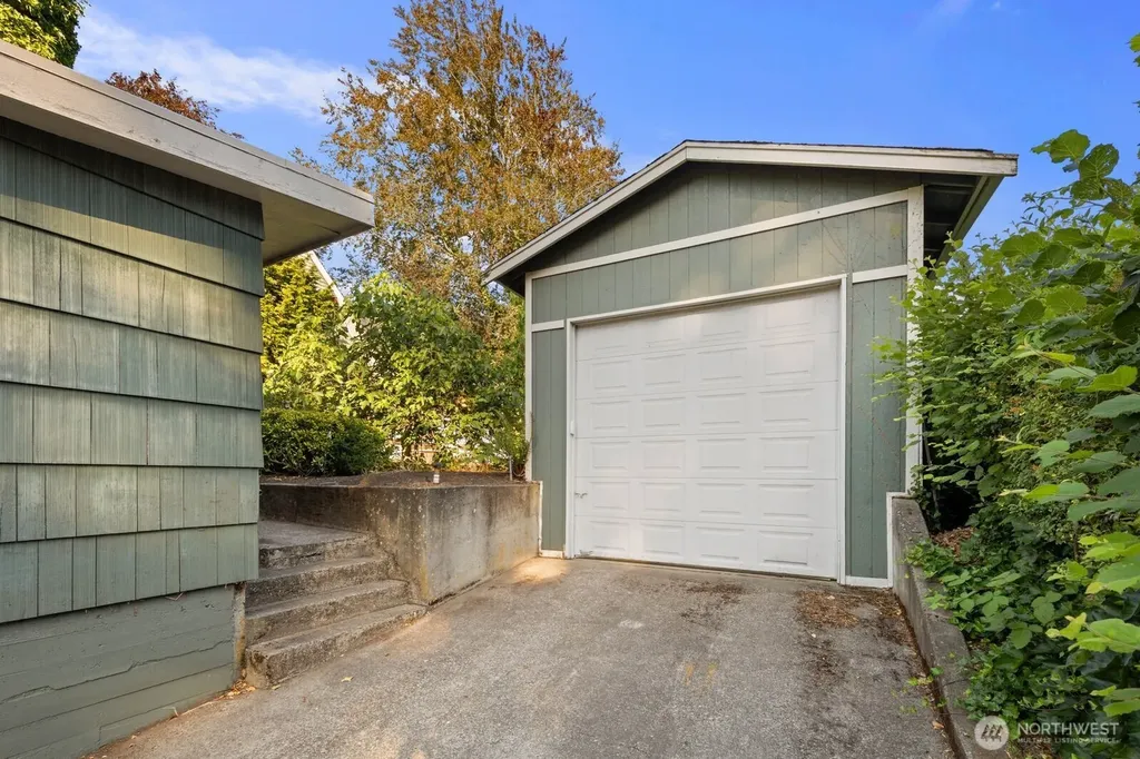 732 S Summit Avenue Bremerton WA 98312