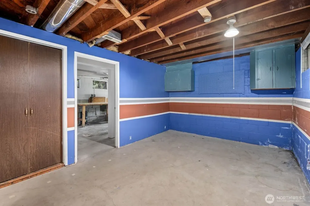 732 S Summit Avenue Bremerton WA 98312