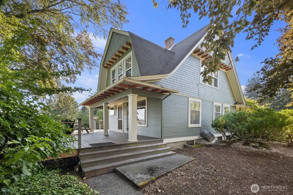 732 S Summit Avenue Bremerton WA 98312