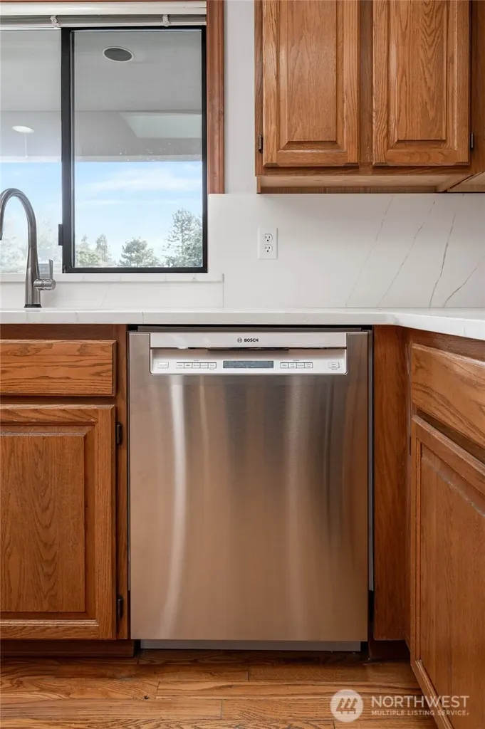 12371 Rainier Drive Burlington WA 98233