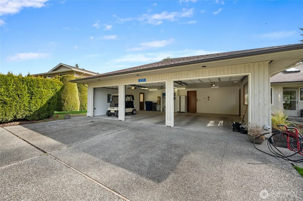 12371 Rainier Drive Burlington WA 98233