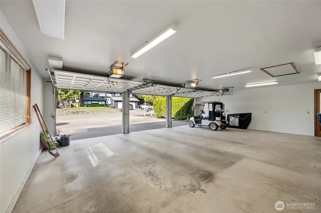 12371 Rainier Drive Burlington WA 98233