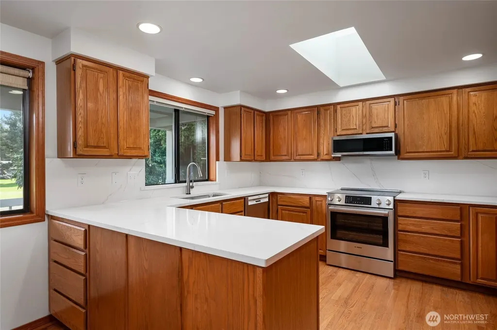 12371 Rainier Drive Burlington WA 98233