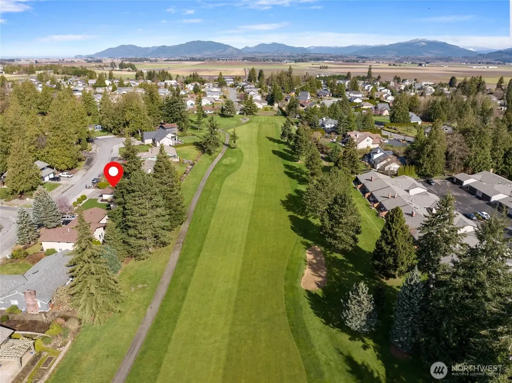 12371 Rainier Drive Burlington WA 98233