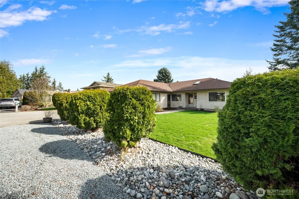 12371 Rainier Drive Burlington WA 98233
