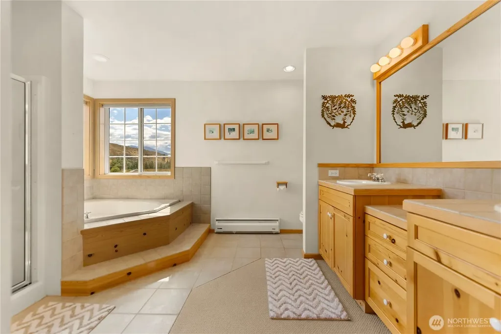 7 Arrowhead Road Winthrop WA 98862