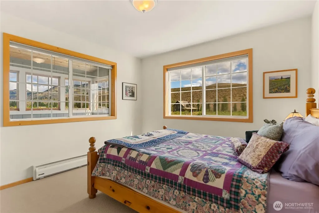 7 Arrowhead Road Winthrop WA 98862