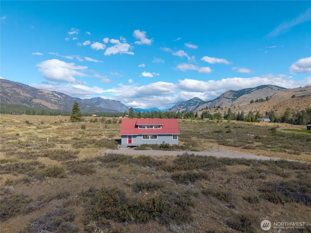 7 Arrowhead Road Winthrop WA 98862