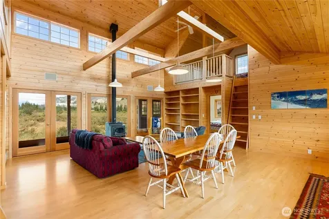 7 Arrowhead Road Winthrop WA 98862
