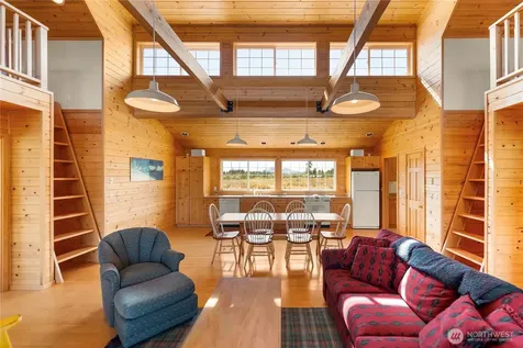 7 Arrowhead Road Winthrop WA 98862