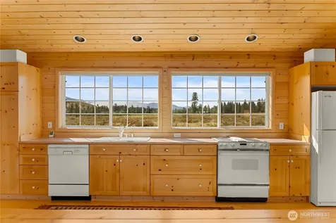 7 Arrowhead Road Winthrop WA 98862