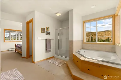 7 Arrowhead Road Winthrop WA 98862