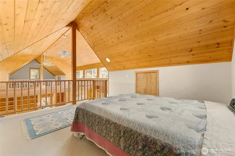 7 Arrowhead Road Winthrop WA 98862