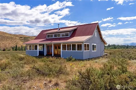 7 Arrowhead Road Winthrop WA 98862