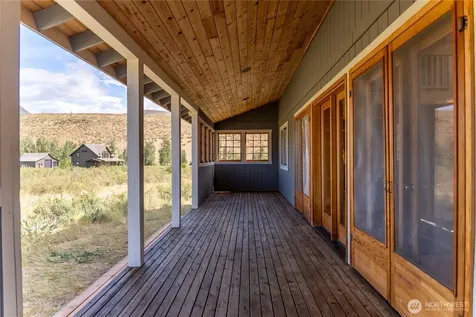7 Arrowhead Road Winthrop WA 98862