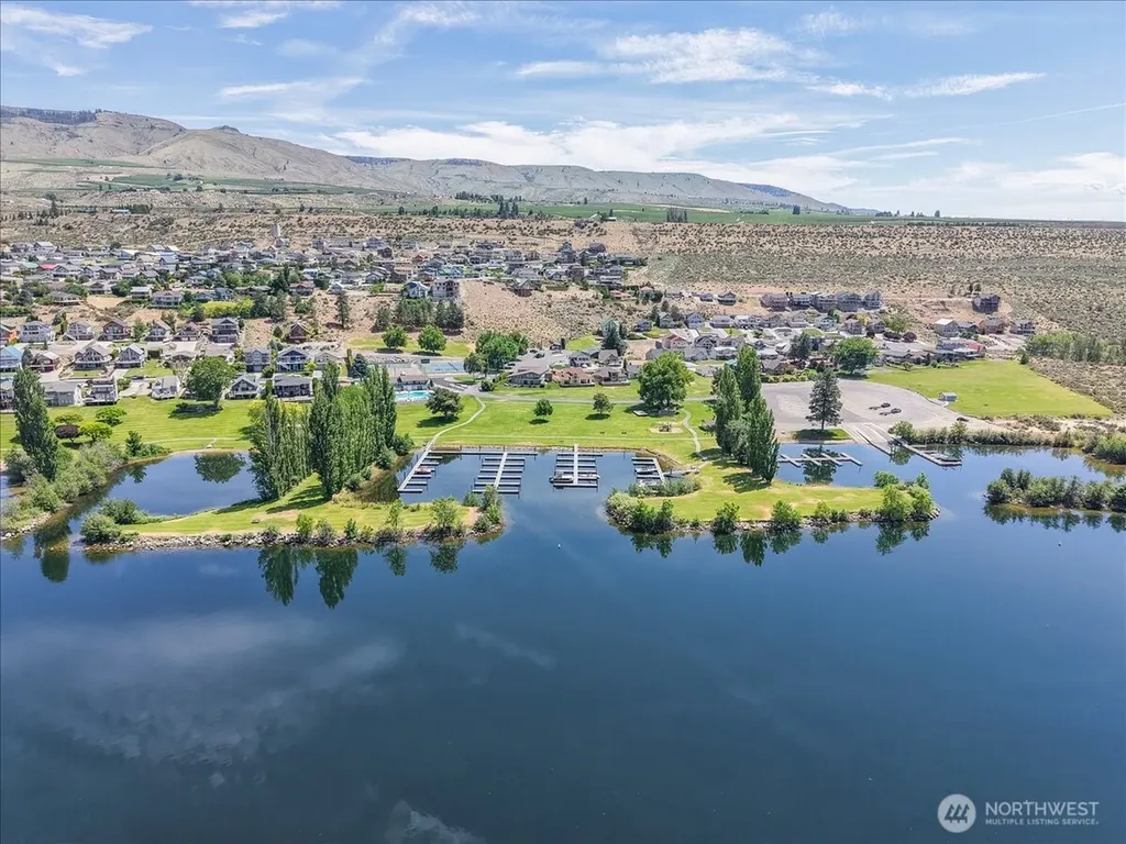 400 W Emerson Drive Orondo WA 98843