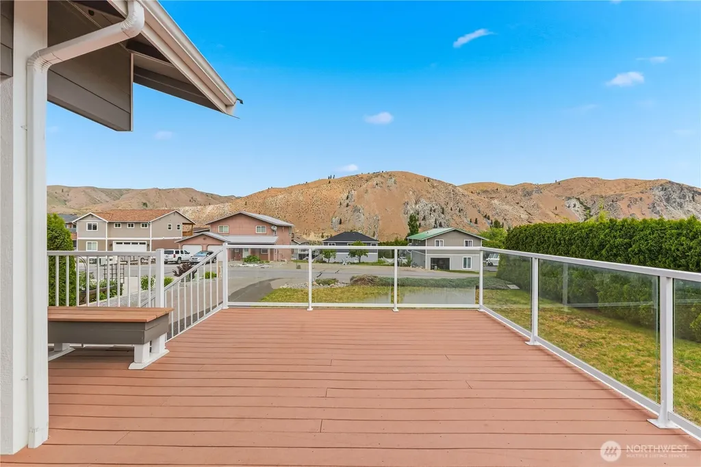 400 W Emerson Drive Orondo WA 98843